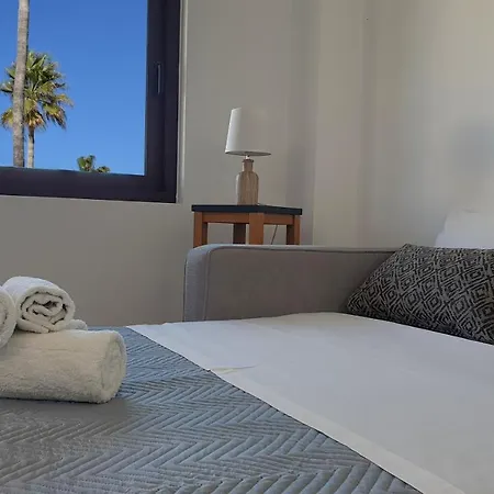 Odos Oneiron Bay